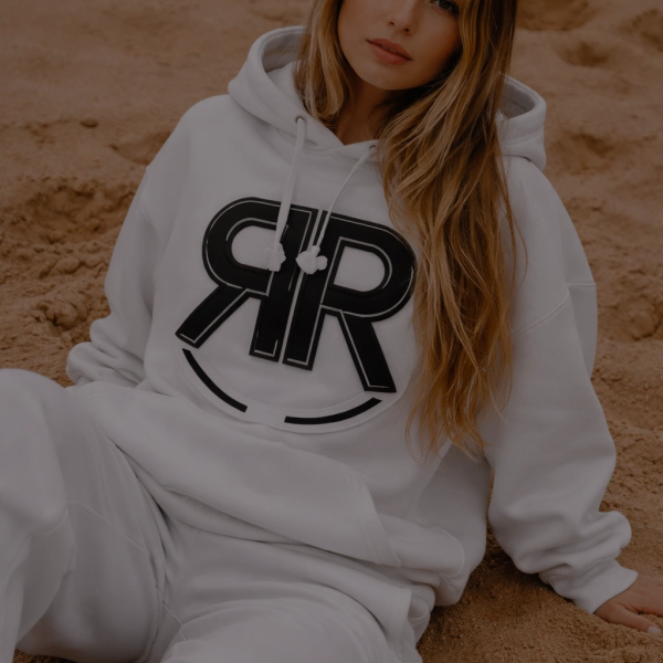 task_01kmqya3zeehkb15yy2tsa4a0x_1774625059_img_0